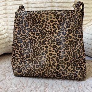Cheetah print hand bag